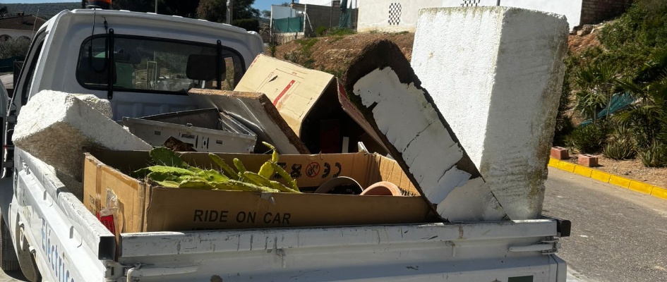 4fb0f307-c4b0-4ad4-93a1-45b905a90345